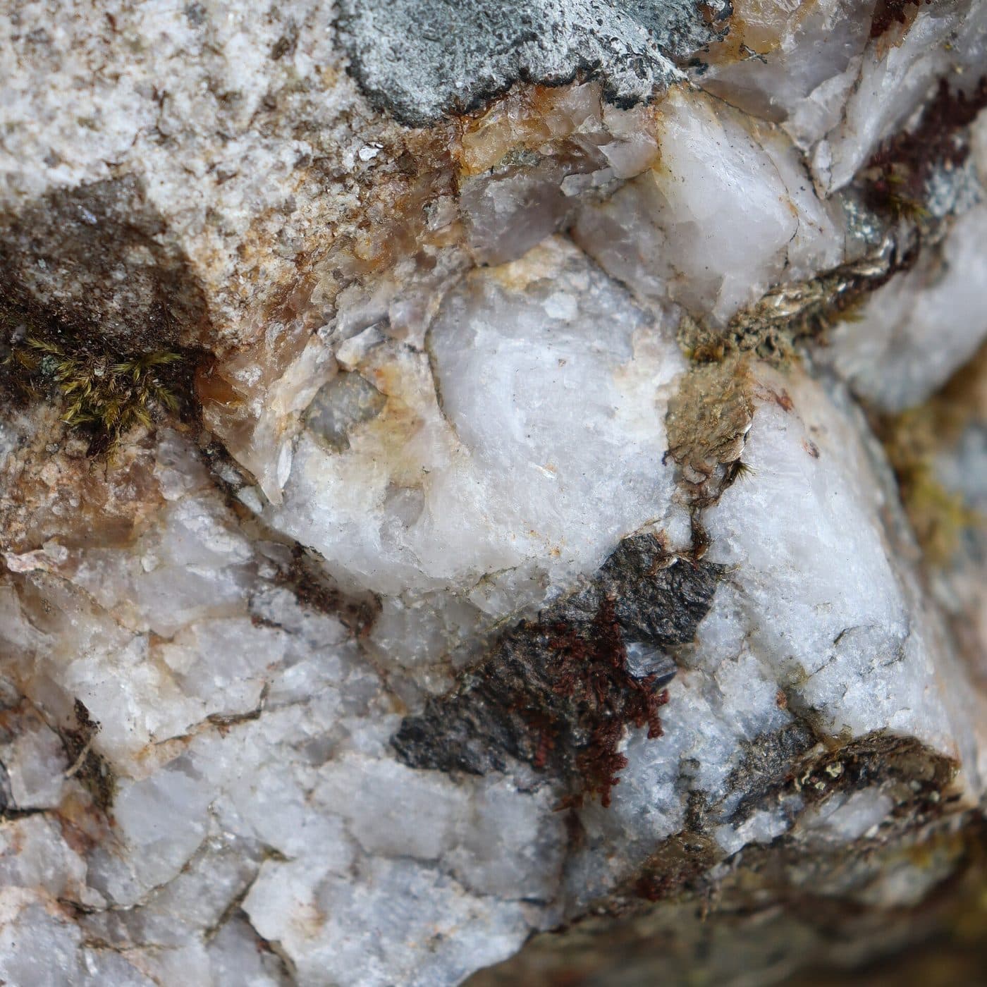 Tantalite specimen